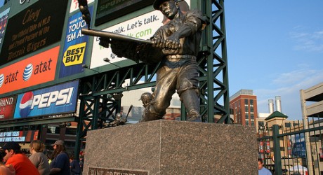 Hank Greenberg statue image courtesy of Creative Commons